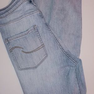 Levi’s high rise denim